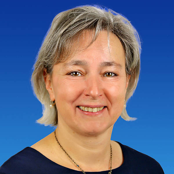 Cornelia Scheerer Mitarbeiterportrait