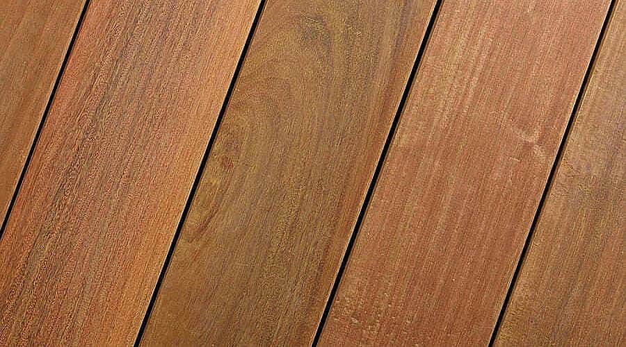 Ipé Holz Oberflächenstruktur in braun